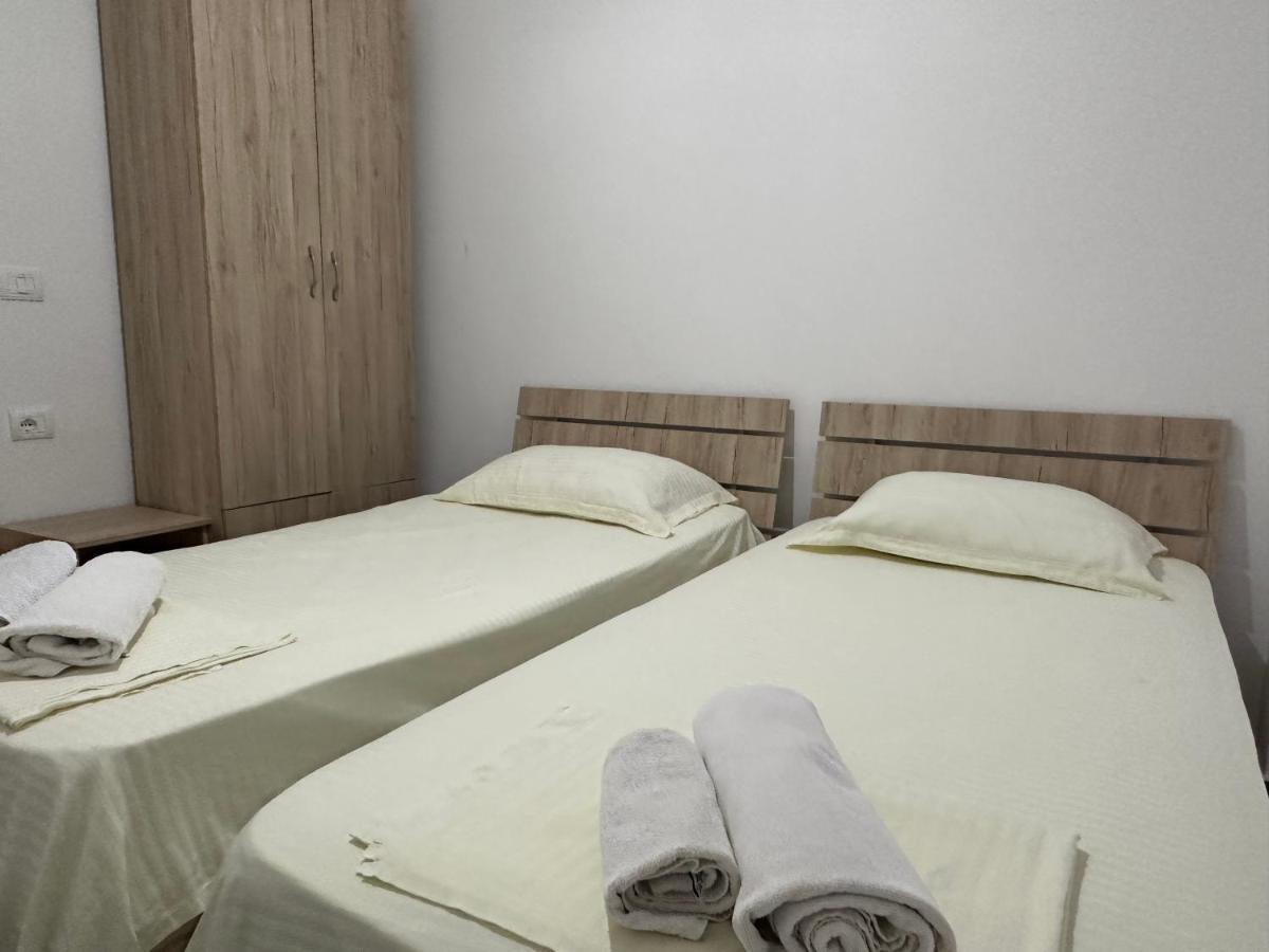 Eme Apartments - Kompleksi Lura 2 Gjiri I Lalzit Durrës Exteriör bild