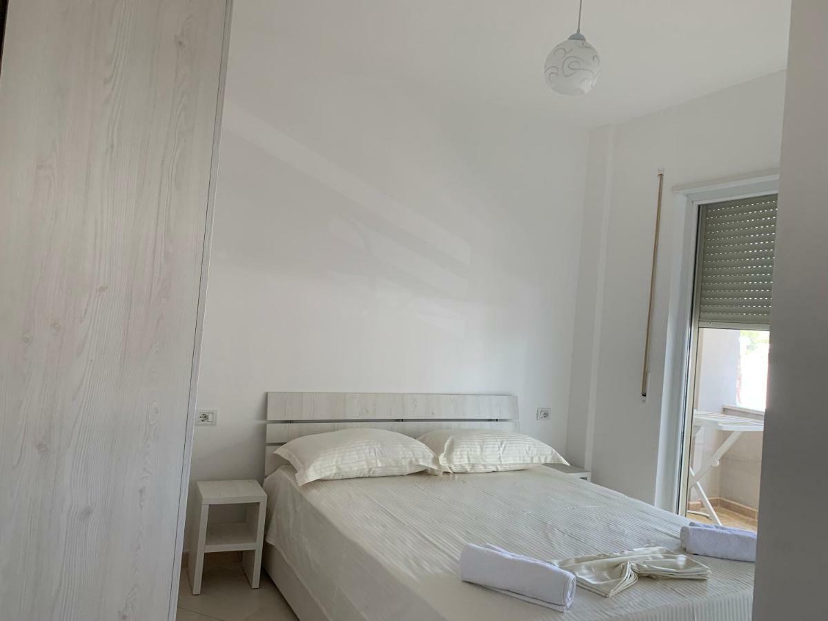 Eme Apartments - Kompleksi Lura 2 Gjiri I Lalzit Durrës Exteriör bild